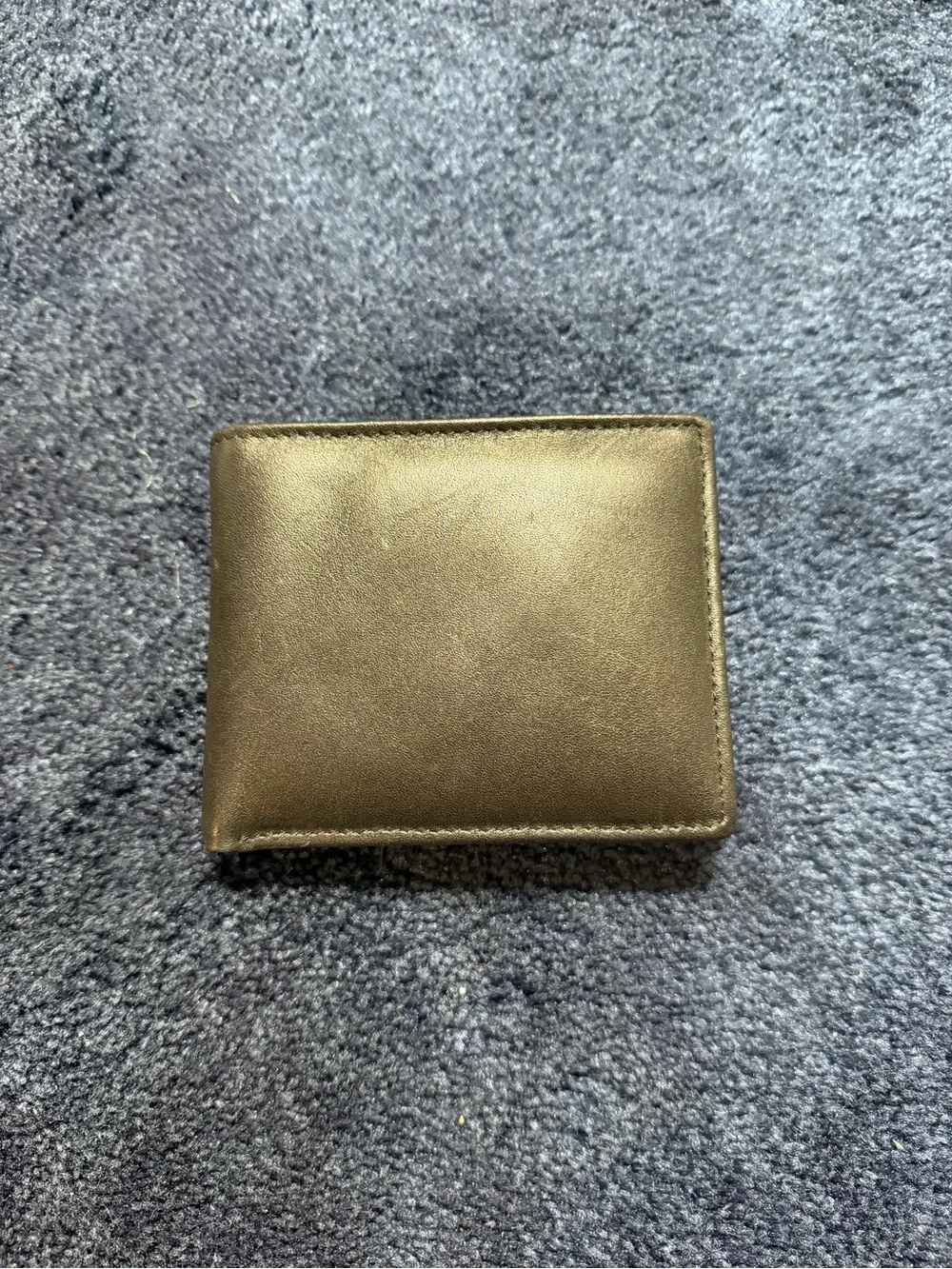 Men's Black Leather Bi-Fold Wallet - Classic Design